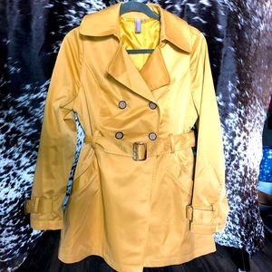 Yellow med-length trench coat